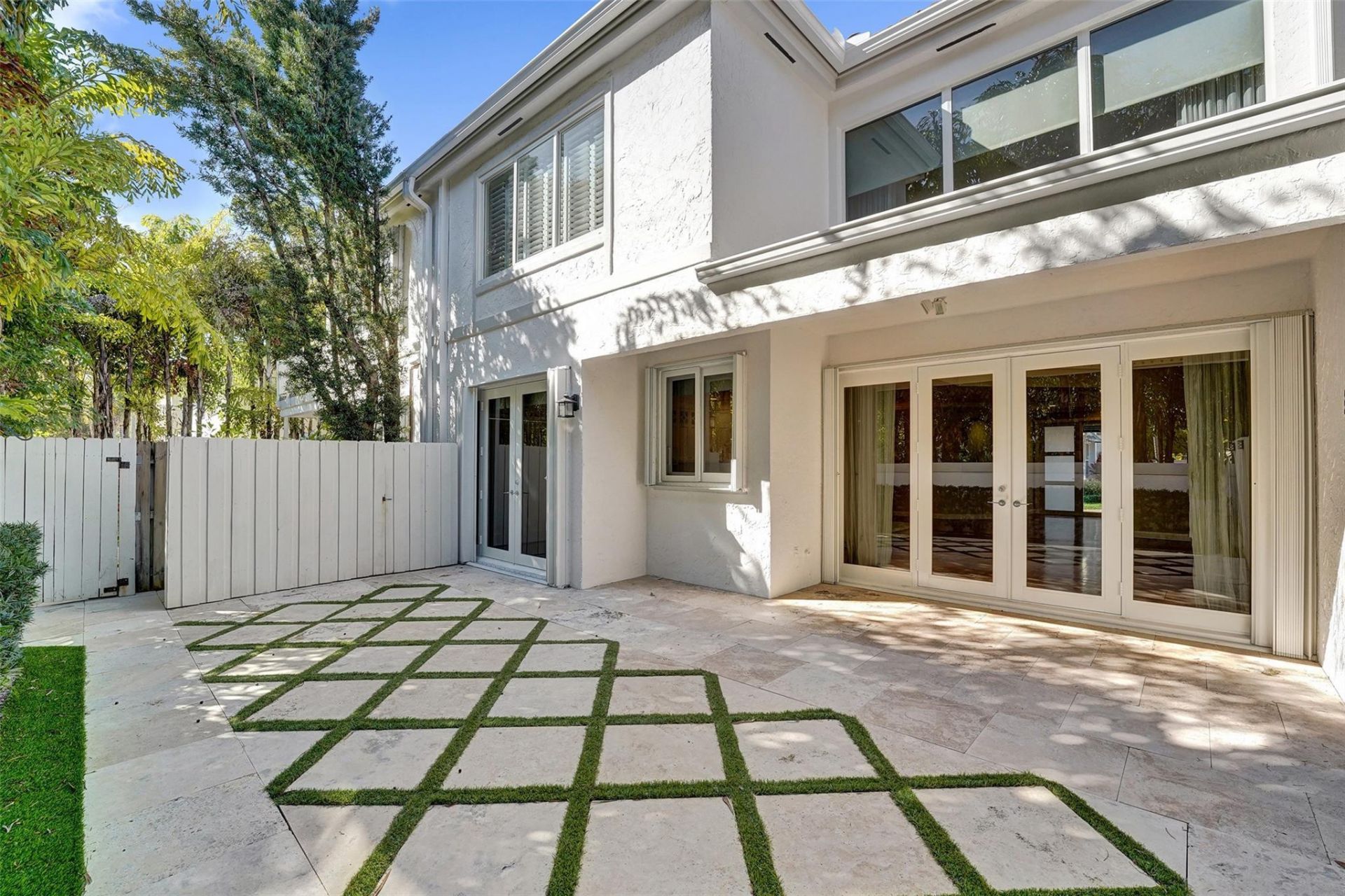 1610 NE 1st Street, Unit 9, Fort Lauderdale, FL 33301 Photo