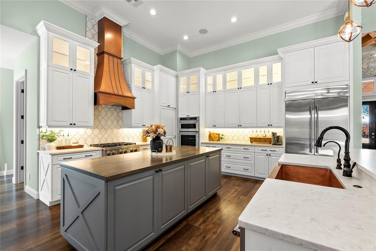 504 Yellow Submarine Court, Howey in the Hills, FL 34737 Photo