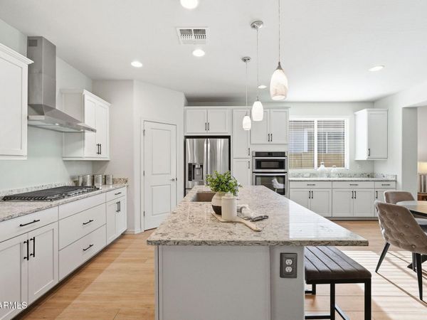 6418 W MADRE DEL ORO Drive, Unit 6418, Phoenix, AZ 85083