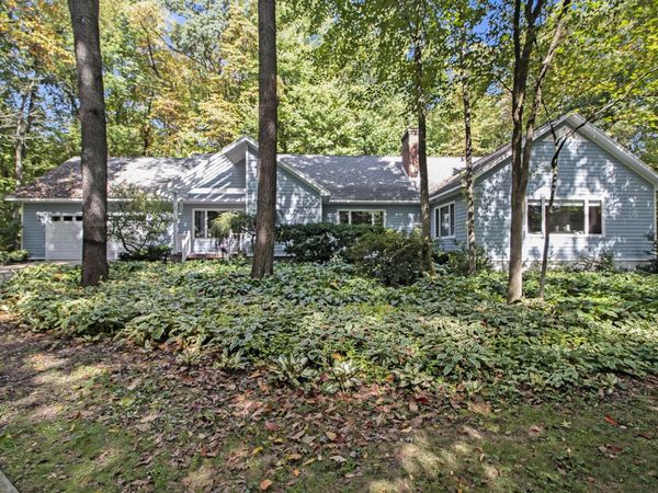 9453 Whispering Pines Drive, Saline, MI 48176