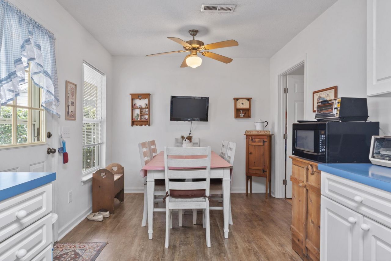 1906 Shell Ct. Photo 6