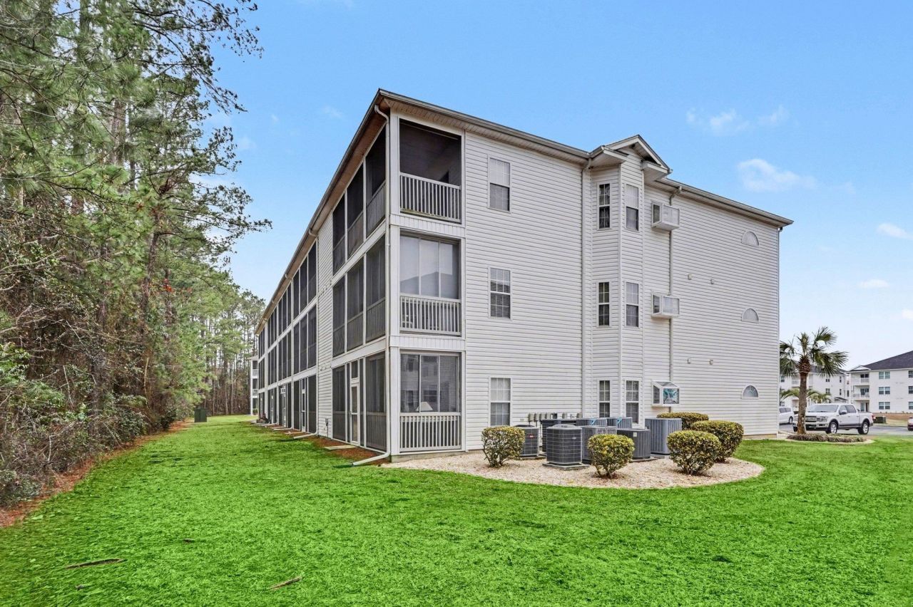 750 Charter Dr.  Photo 25