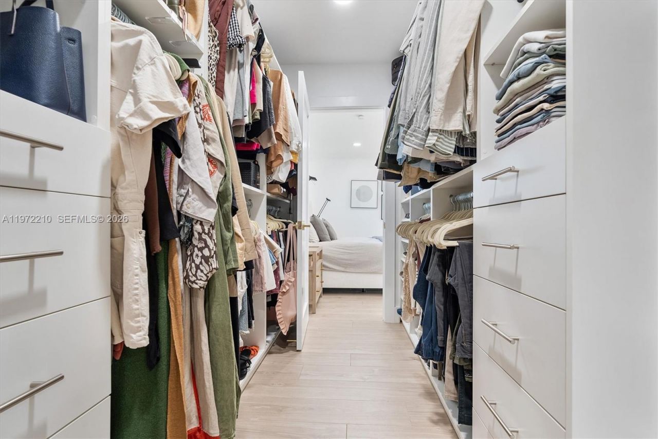 8201 SW 151st St, Palmetto Bay, FL 33158 Photo