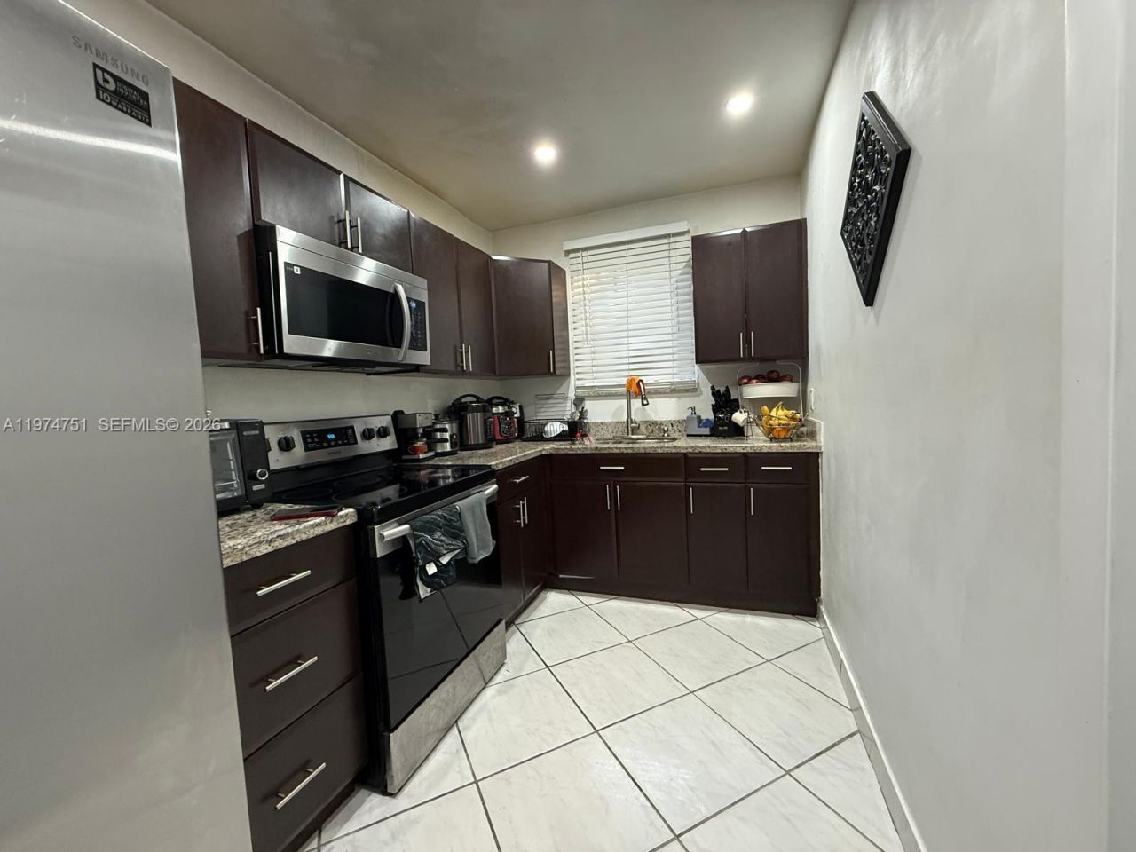 9951 SW 39th Ter, Miami, FL 33165 Photo