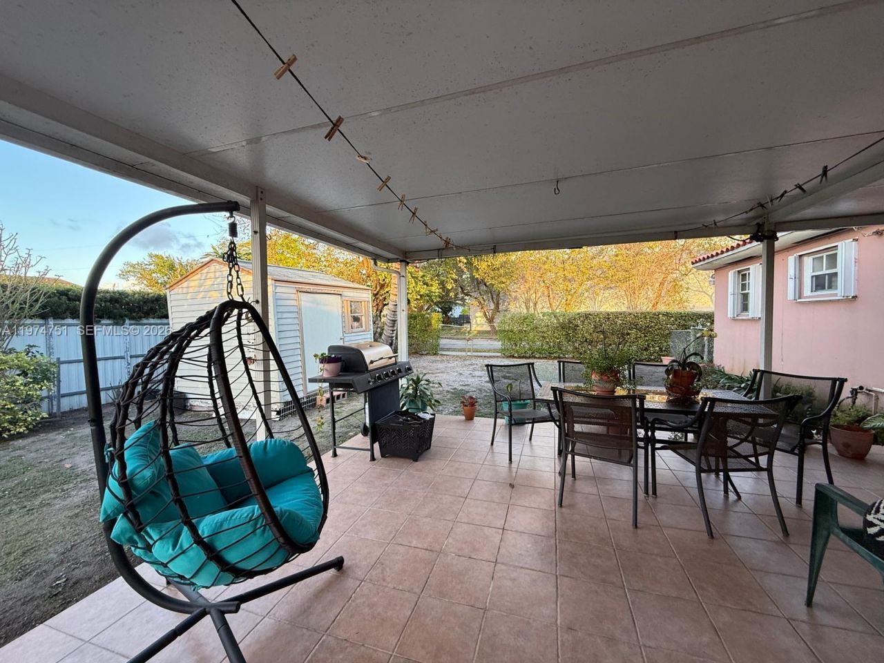 9951 SW 39th Ter, Miami, FL 33165 Photo