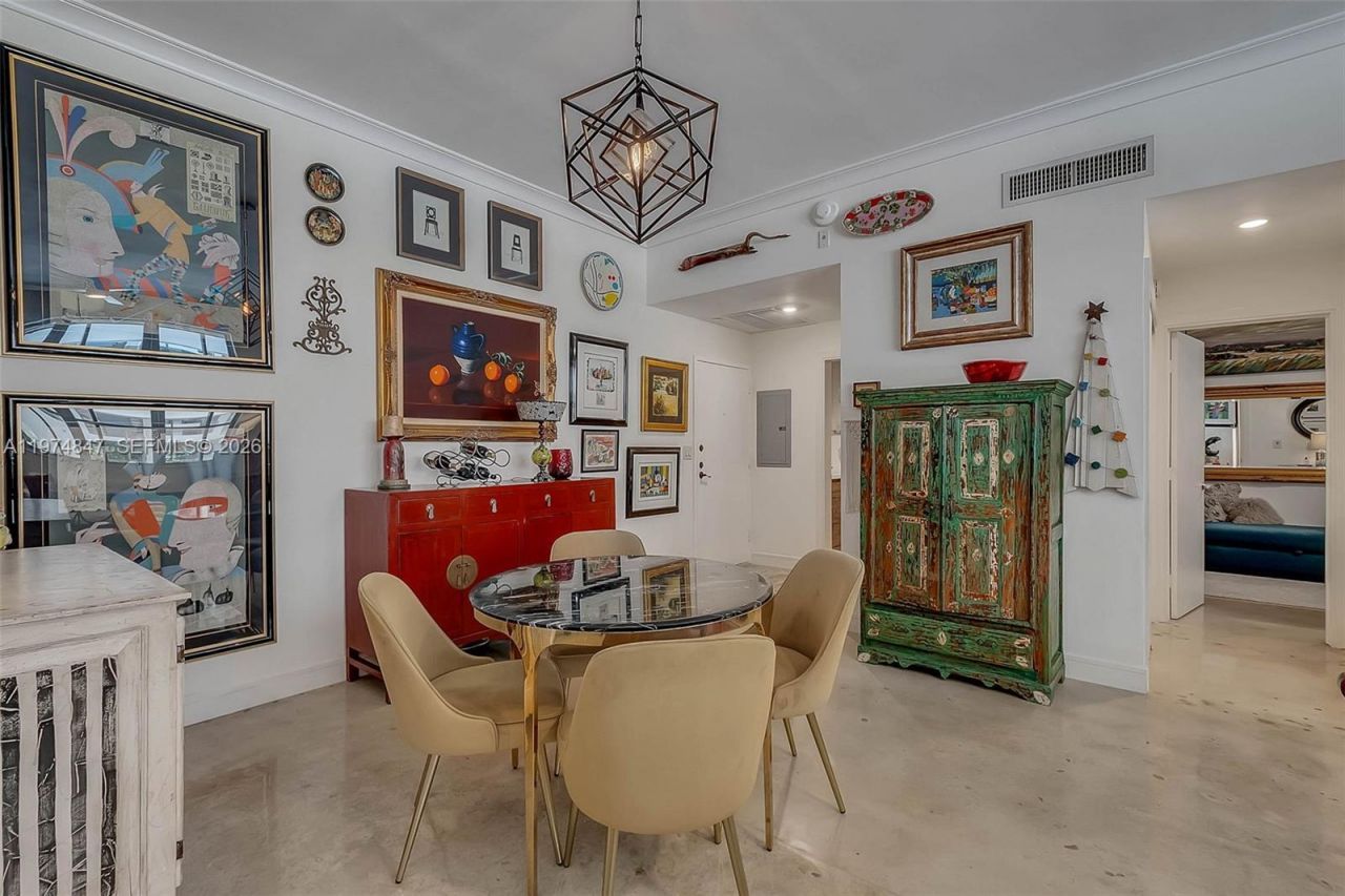 625 Biltmore Way, Unit 102, Coral Gables, FL 33134 Photo