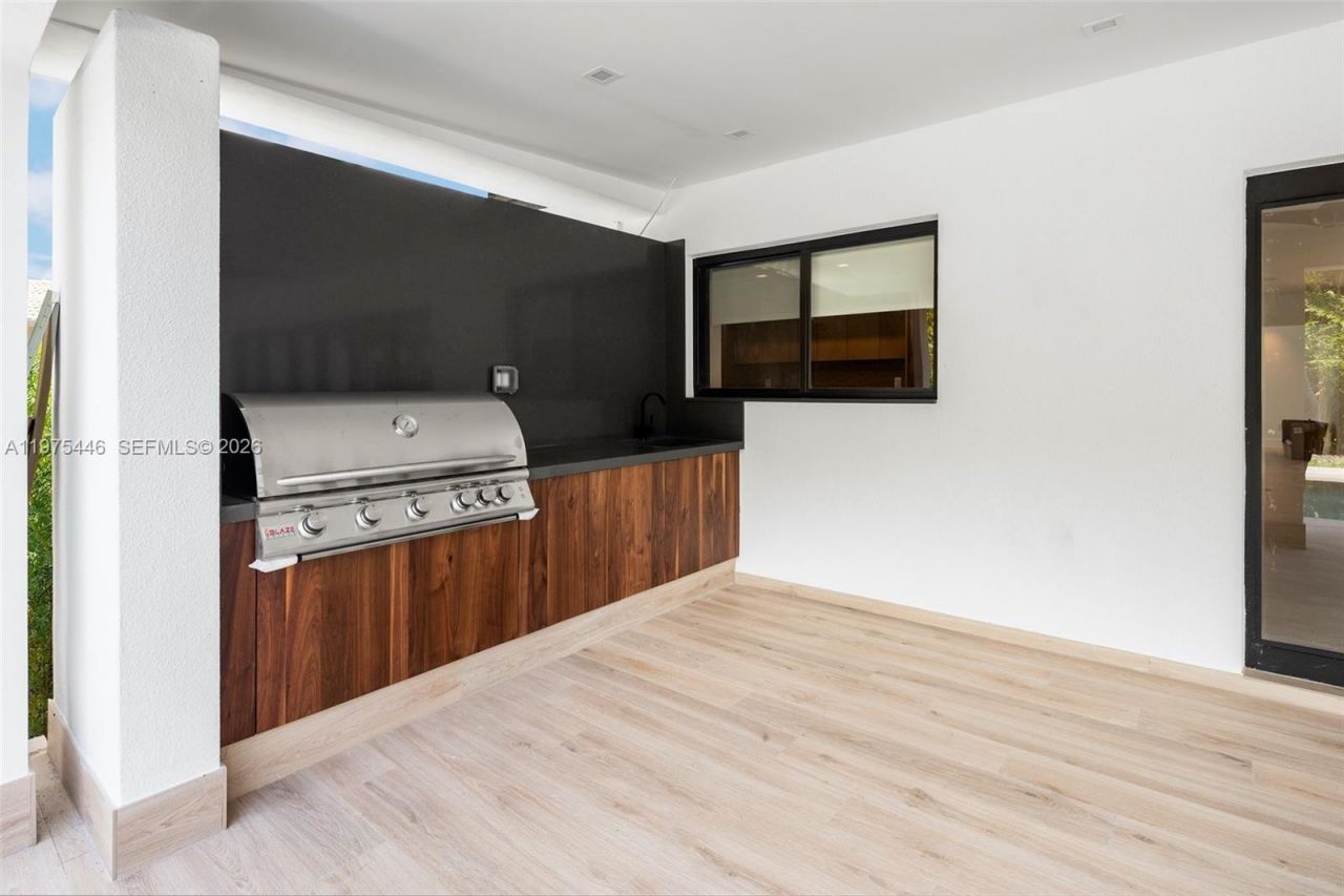 13306 SW 58th Ct , Pinecrest, FL 33156 Photo