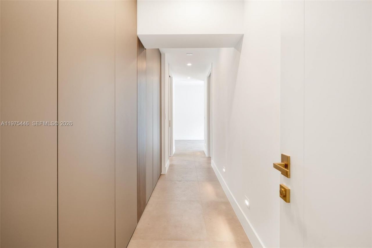 13306 SW 58th Ct , Pinecrest, FL 33156 Photo