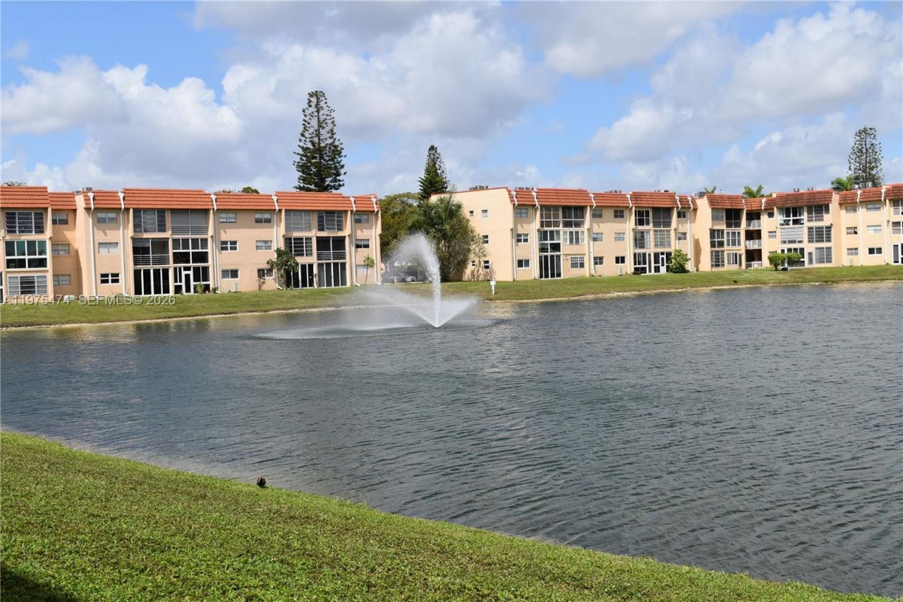 2801 N Pine Island Rd , Unit 112, Sunrise, FL 33322 Photo