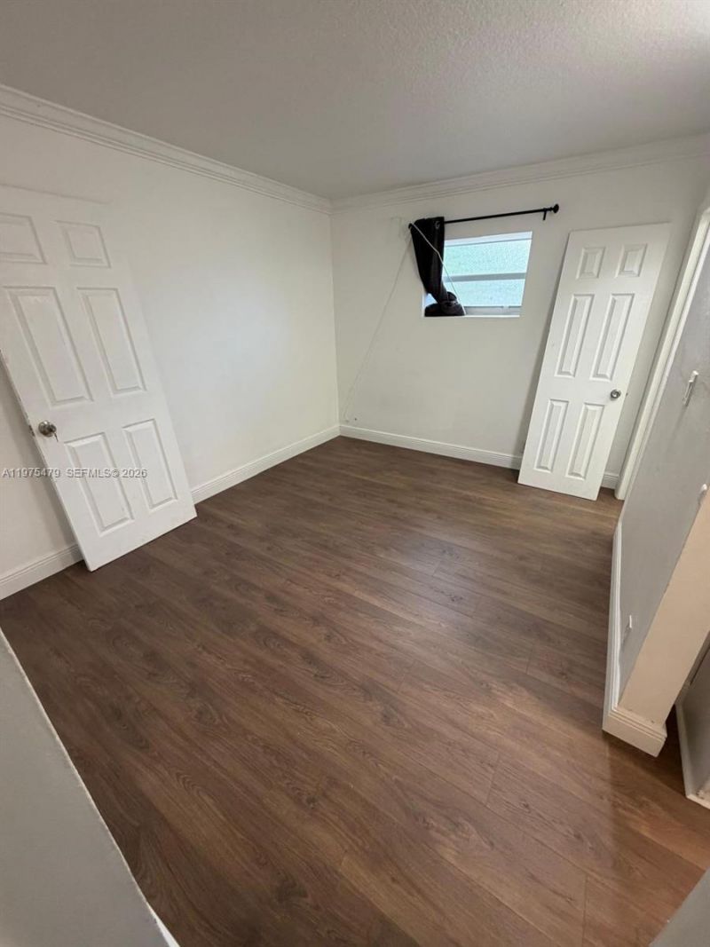 109 SW 1st Ave, Hallandale Beach, FL 33009 Photo