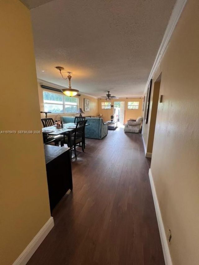 109 SW 1st Ave, Hallandale Beach, FL 33009 Photo