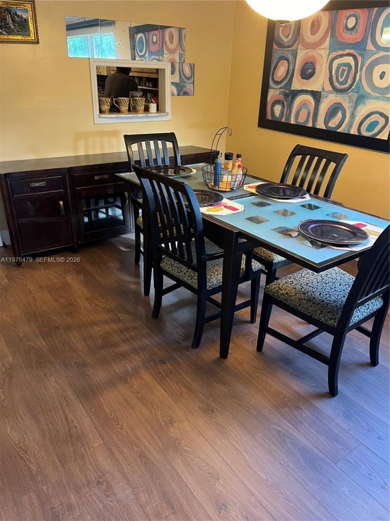 109 SW 1st Ave, Hallandale Beach, FL 33009 Photo