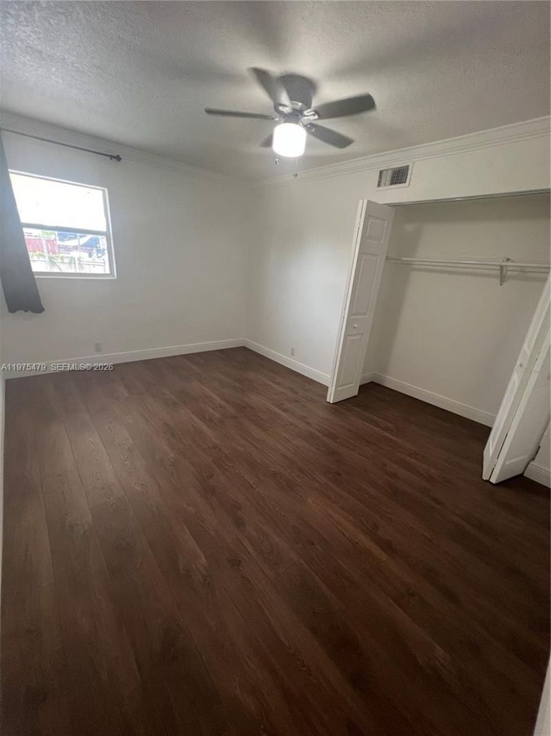 109 SW 1st Ave, Hallandale Beach, FL 33009 Photo