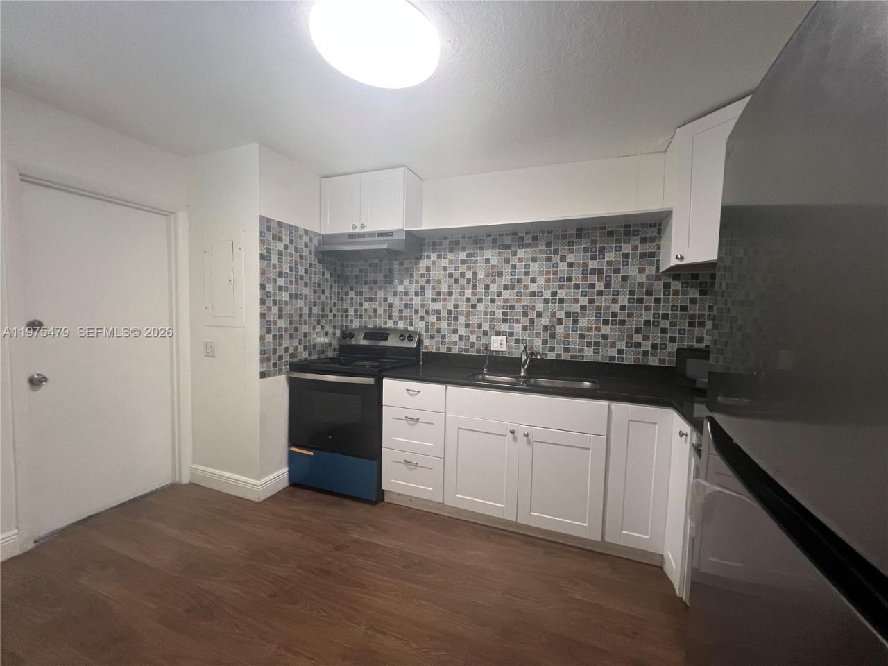 109 SW 1st Ave, Hallandale Beach, FL 33009 Photo