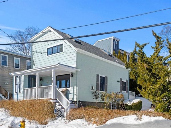 7 Cottage Street, Marblehead, MA 01945