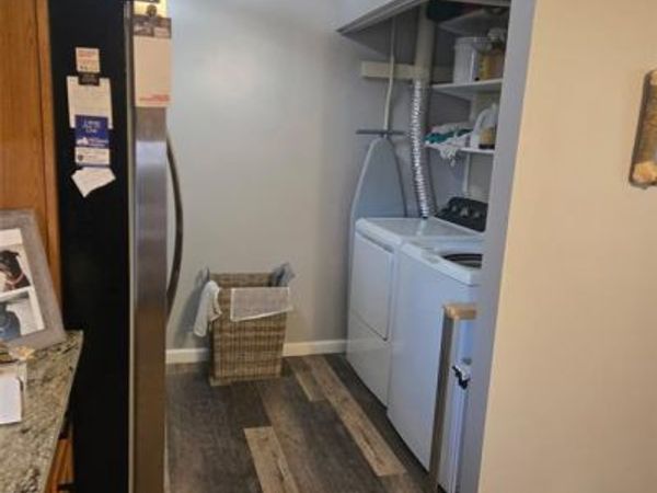 2871 Laurel View Lane , Maryland Heights, MO 63043