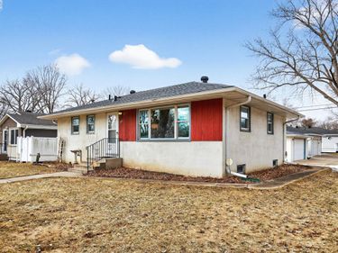 601 Glencoe Street NE, Fridley, MN 55432