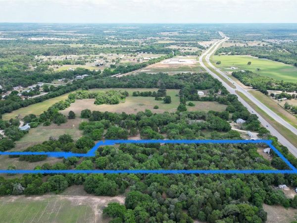 660 US 290 Highway E, Elgin, TX 78621