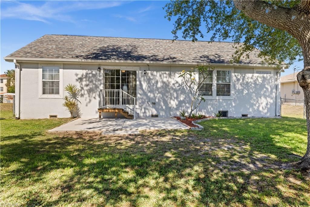 125 NE 11th Pl , Cape Coral, FL 33909 Photo