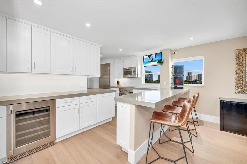 300 Park Shore Dr , Unit PHA6, Naples, FL 34103 Photo