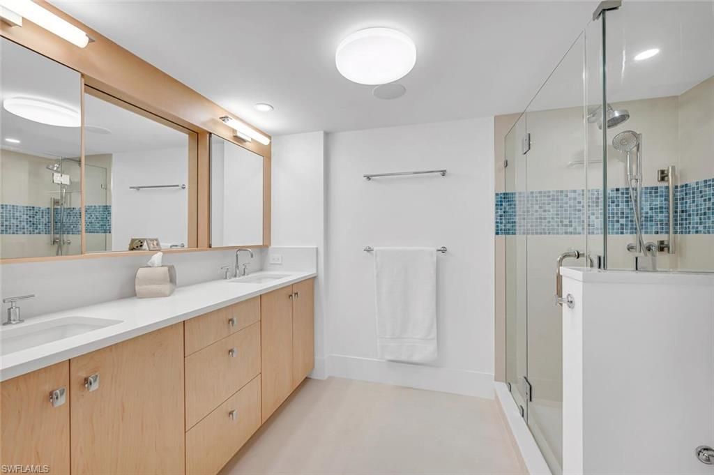 300 Park Shore Dr , Unit PHA6, Naples, FL 34103 Photo