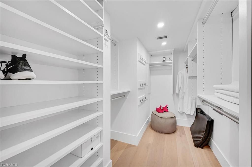 300 Park Shore Dr , Unit PHA6, Naples, FL 34103 Photo