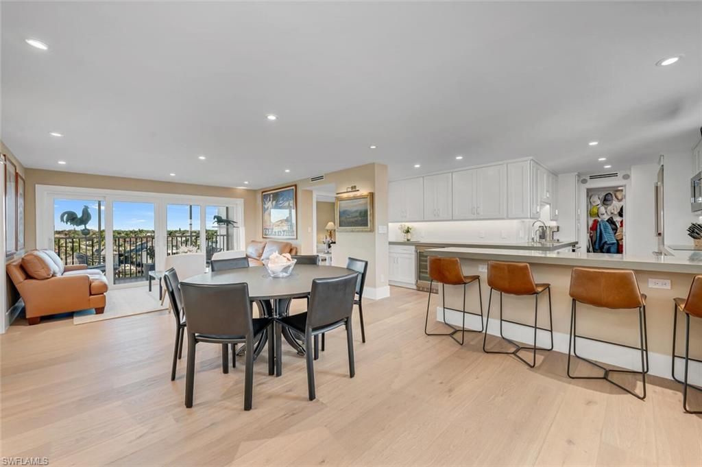 300 Park Shore Dr , Unit PHA6, Naples, FL 34103 Photo