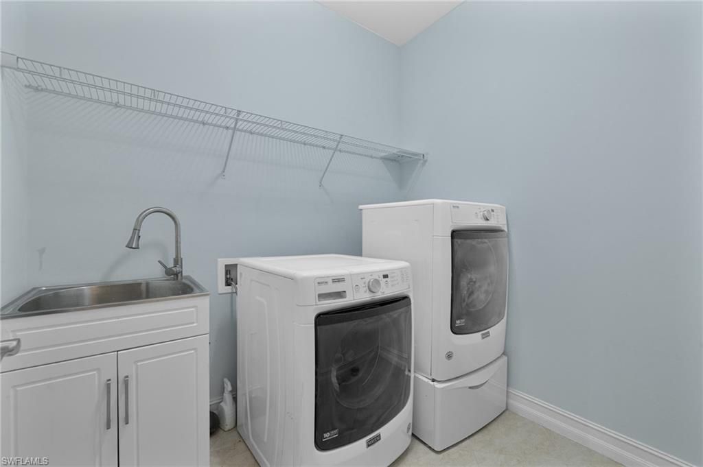 3289 Baravaldo Cir , Cape Coral, FL 33909 Photo