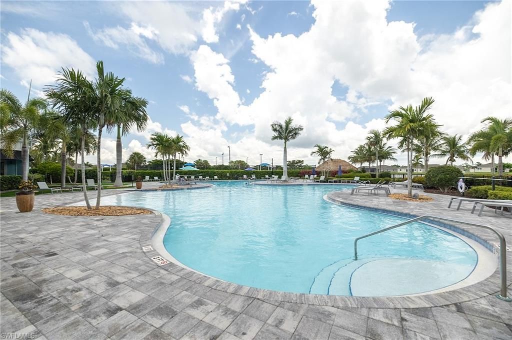 3289 Baravaldo Cir , Cape Coral, FL 33909 Photo