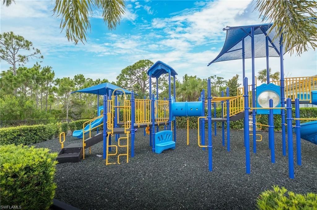 3289 Baravaldo Cir, Cape Coral, FL 33909 Photo