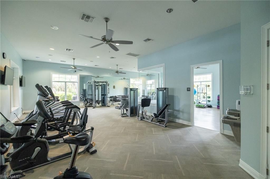 3289 Baravaldo Cir, Cape Coral, FL 33909 Photo