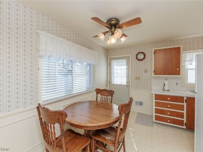 1144 Sutherland Avenue, Akron, OH 44314 Photo 12