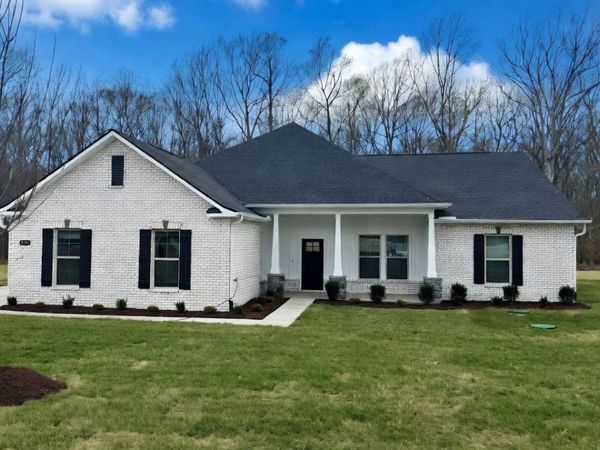 8710 Turnbull Dr, Pleasant View, TN 37146