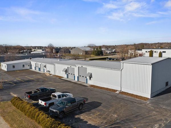 705 Schoenhaar DRIVE, West Bend, WI 53090