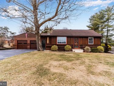 470 CRANES GAP ROAD , CARLISLE, PA 17013