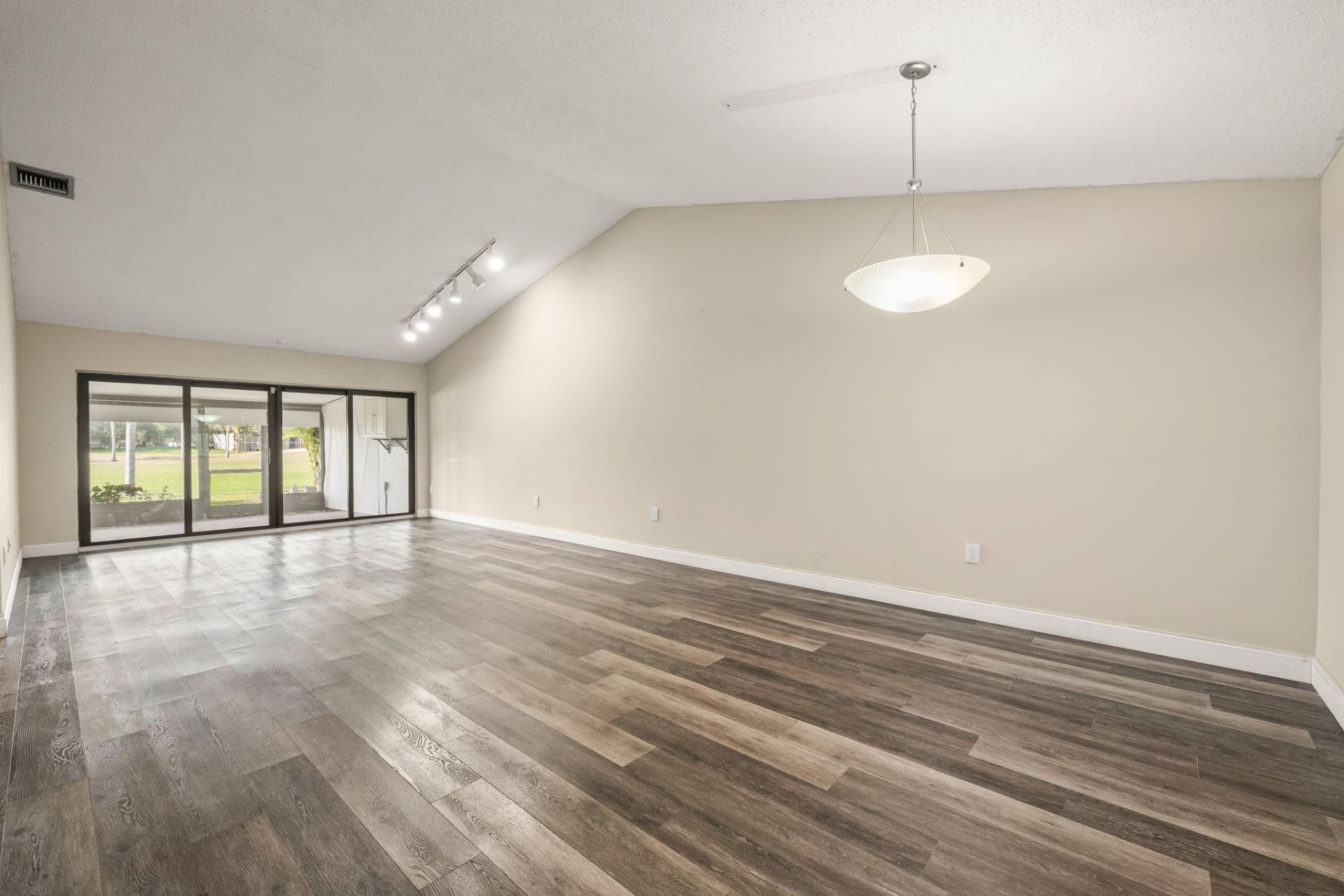 370 Fairway Circle, Unit 13, Weston, FL 33326 Photo