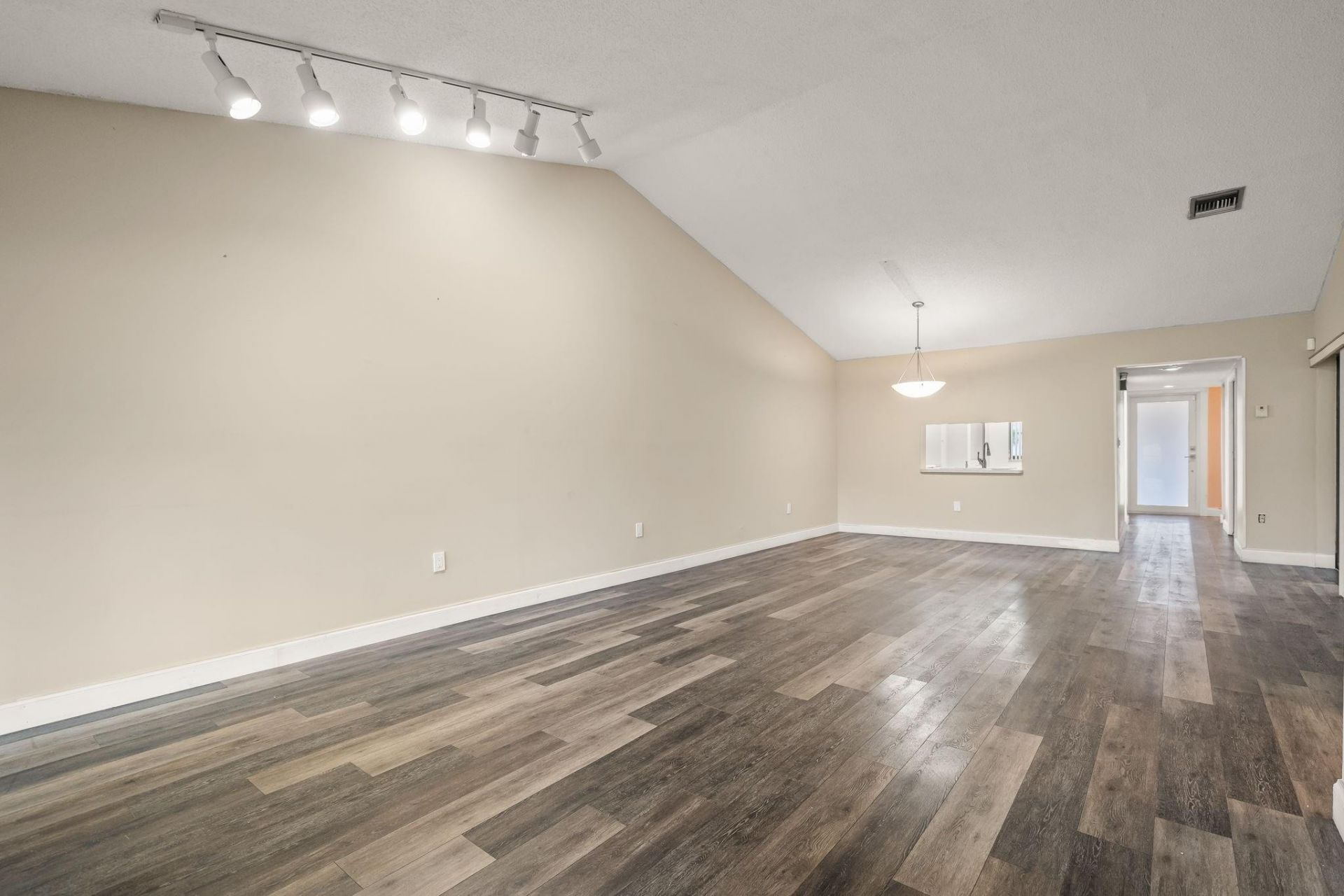 370 Fairway Circle, Unit 13, Weston, FL 33326 Photo