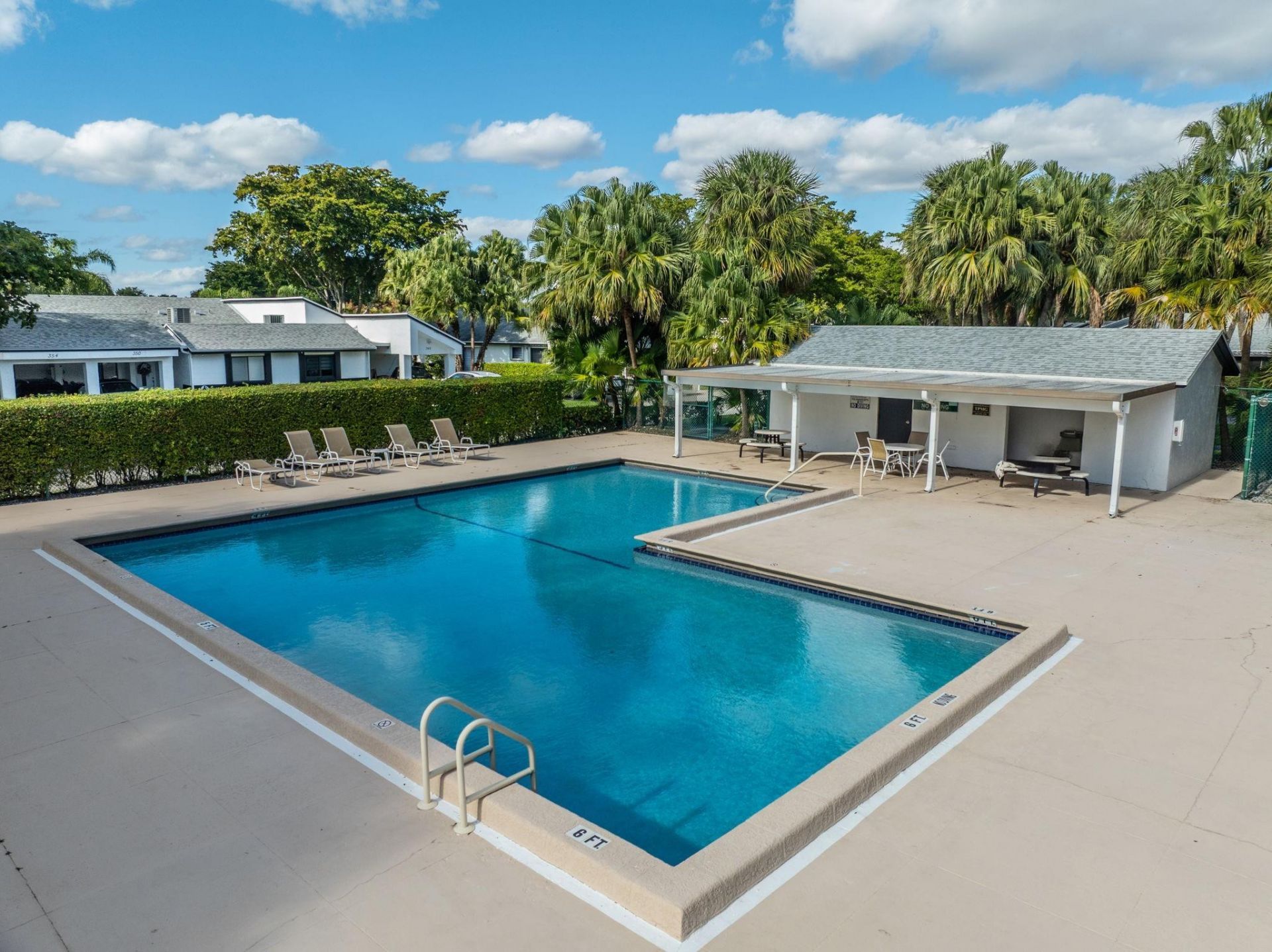 370 Fairway Circle, Unit 13, Weston, FL 33326 Photo