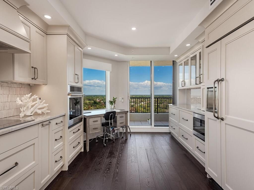 7425 Pelican Bay Blvd, Unit 1706, Naples, FL 34108 Photo