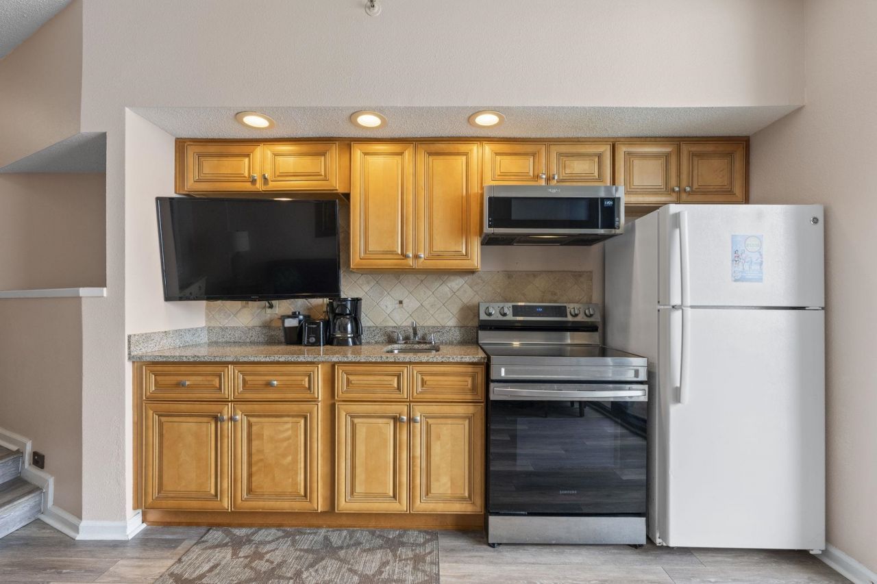 5308 N Ocean Blvd.  Photo 21