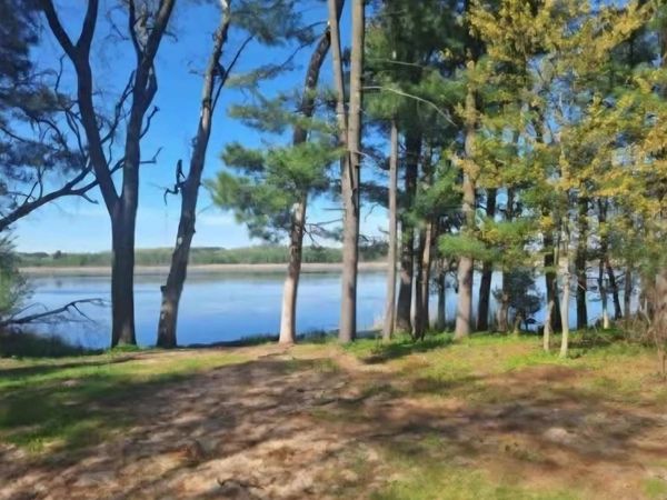 2565 N Lakeview Drive, Montello, WI 53949