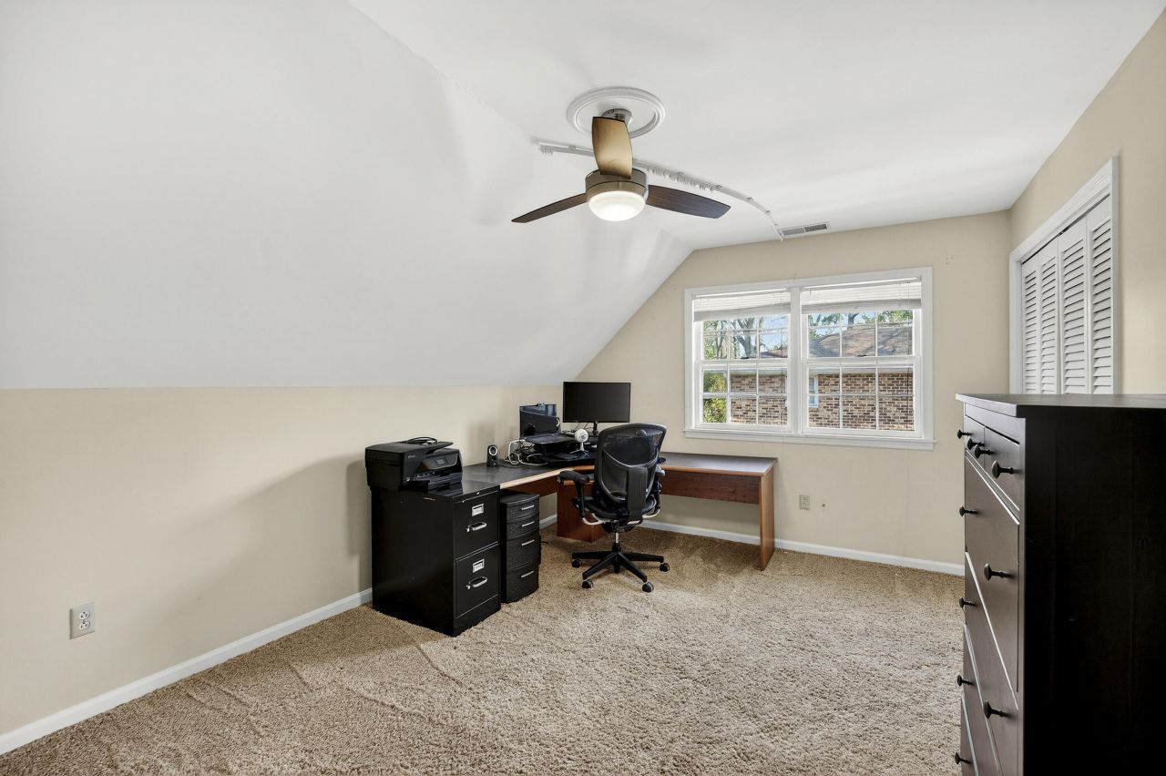 1575 N Pinebark Lane Photo 45