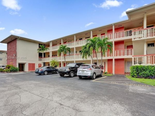 4731 NW 10th Ct , Unit 314, Plantation, FL 33313