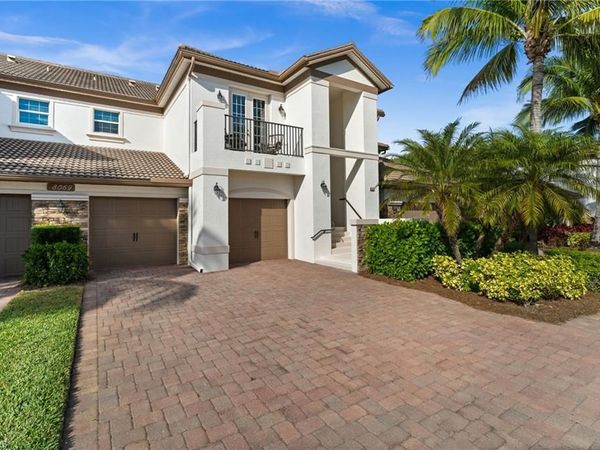 8069 Players Cove DR , Unit 202, NAPLES, FL 34113