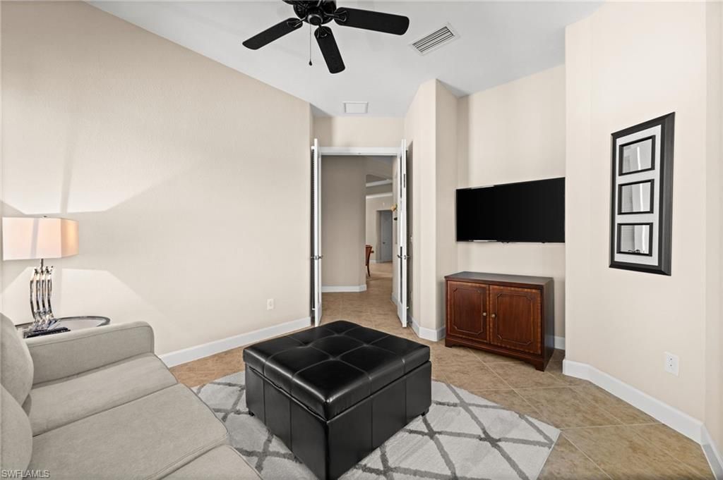 8069 Players Cove Dr, Unit 202, Naples, FL 34113 Photo