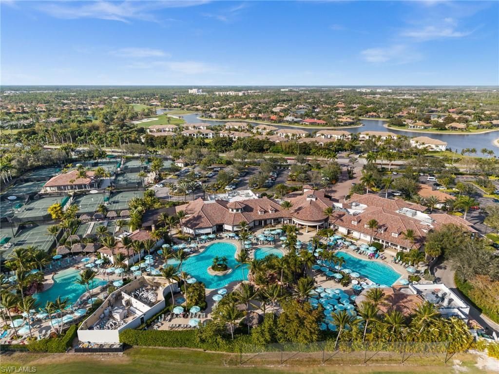 8069 Players Cove Dr, Unit 202, Naples, FL 34113 Photo
