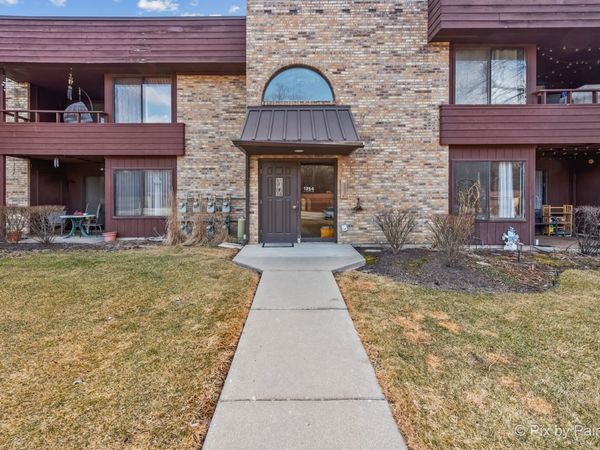 1354 N Sterling Avenue , Unit 103, Palatine, IL 60067