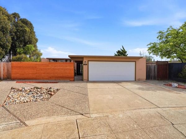 104 Eliza Court, Foster City, CA 94404