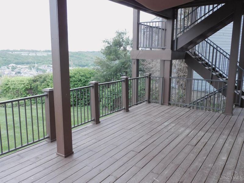 400 Grand Avenue, Cincinnati, OH 45205 Photo 6