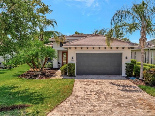 5009 LAKE OVERLOOK AVENUE , BRADENTON, FL 34208